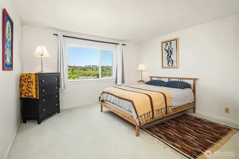 2040 13th Avenue W Seattle WA 98119