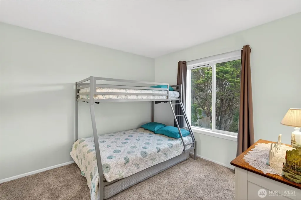 35406 G Street Ocean Park WA 98640