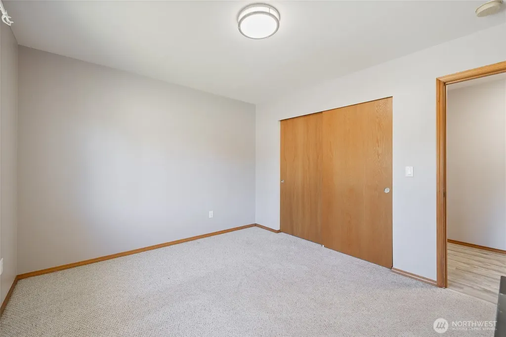 4004 50th Street Ct E Tacoma WA 98443
