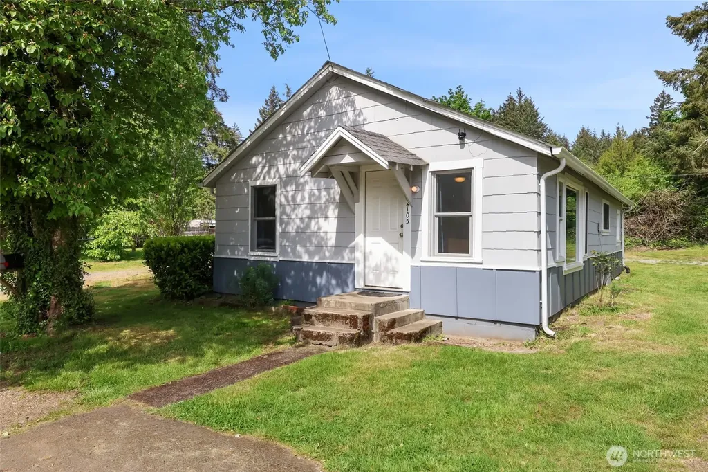 2105 Beverly Boulevard Shelton WA 98584
