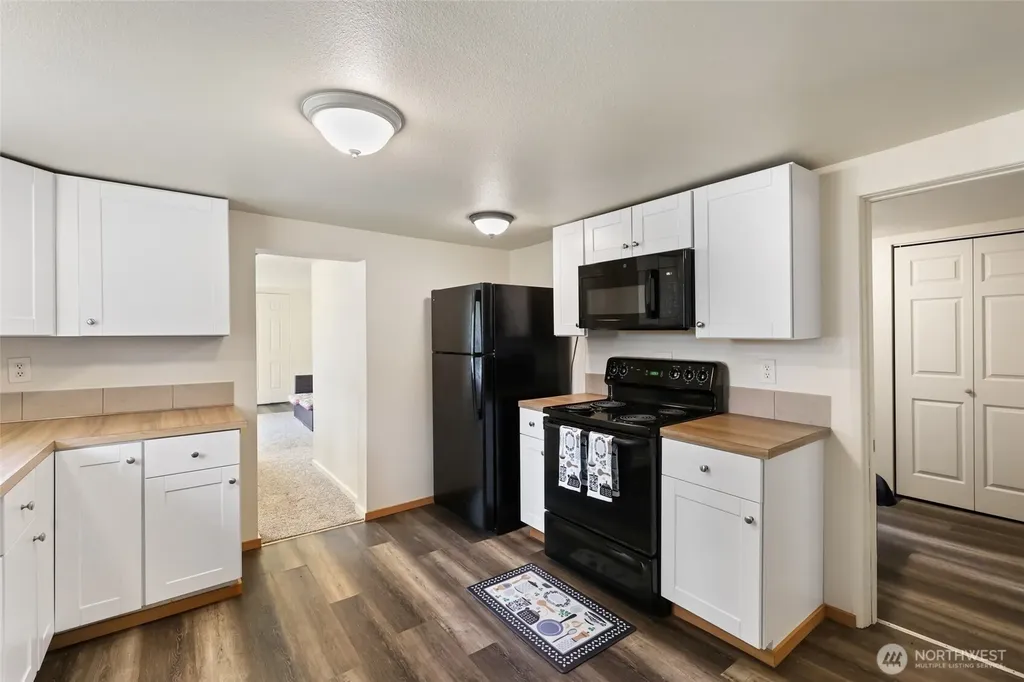 2105 Beverly Boulevard Shelton WA 98584