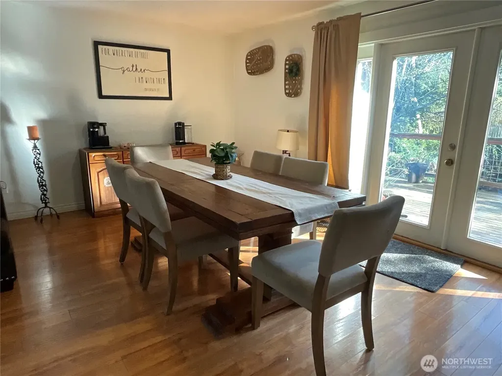 2260 Darvic Place Oak Harbor WA 98277