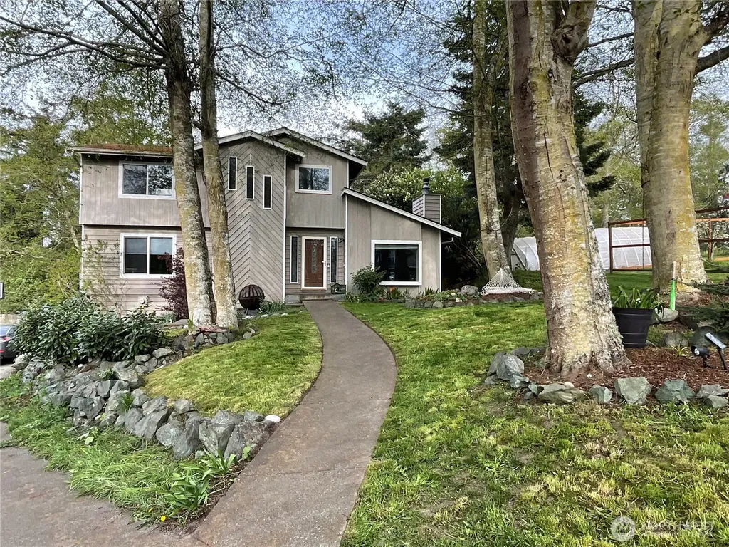 2260 Darvic Place Oak Harbor WA 98277