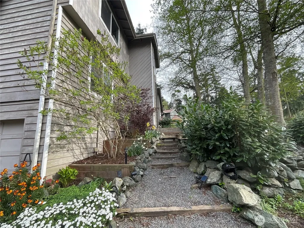 2260 Darvic Place Oak Harbor WA 98277