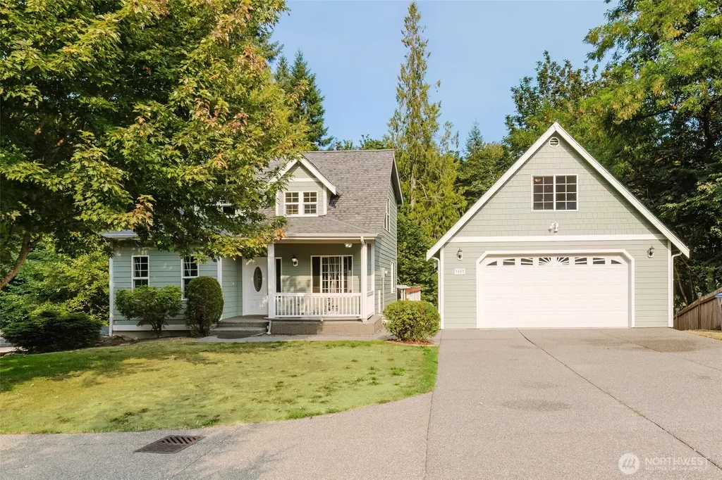 3193 Woods Road E Port Orchard WA 98366