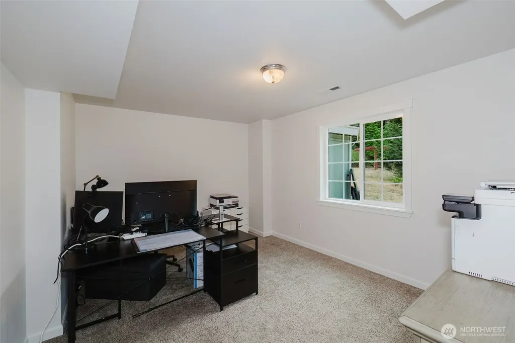 3193 Woods Road E Port Orchard WA 98366