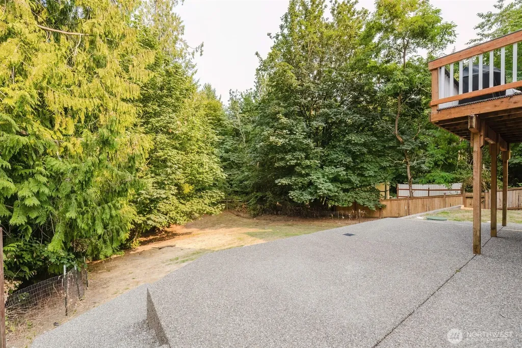 3193 Woods Road E Port Orchard WA 98366