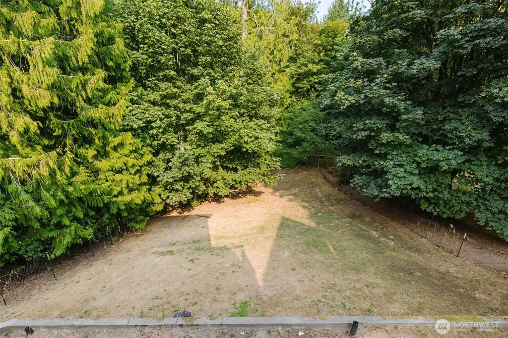 3193 Woods Road E Port Orchard WA 98366