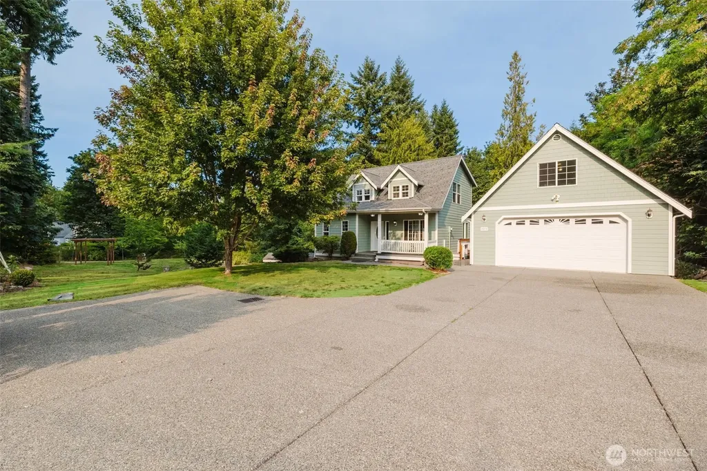 3193 Woods Road E Port Orchard WA 98366