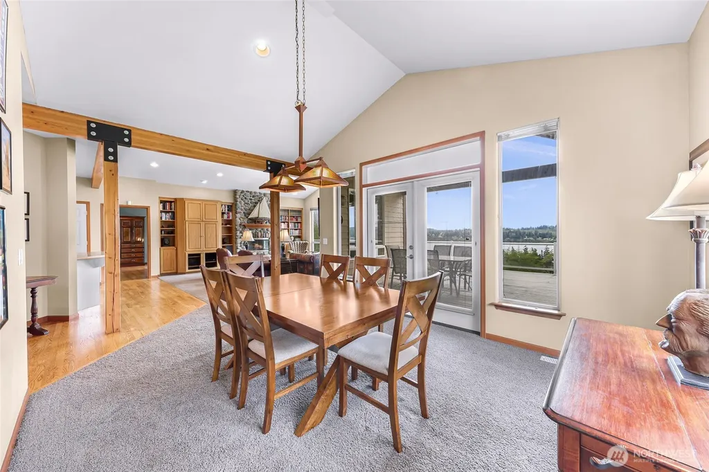 5043 Bradshaw Road Freeland WA 98249