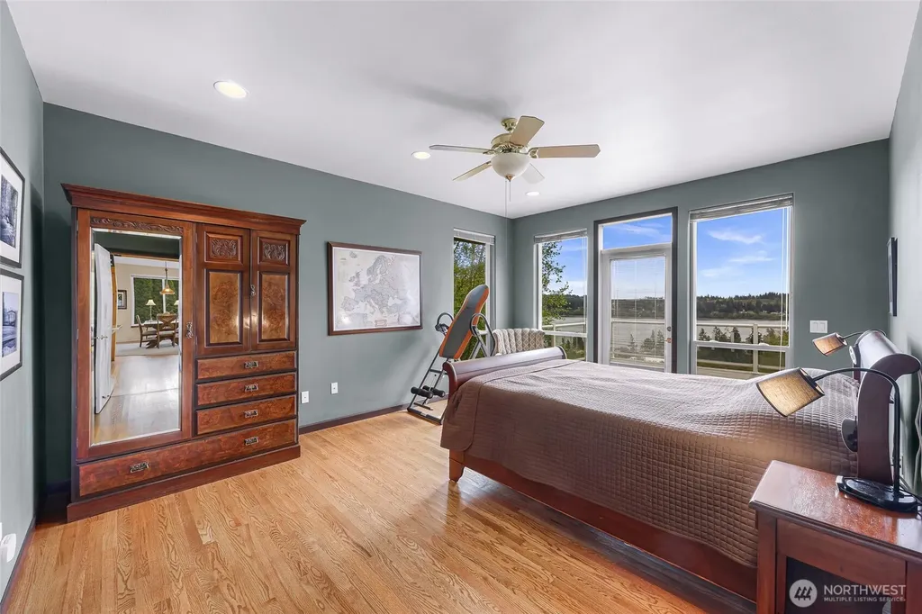 5043 Bradshaw Road Freeland WA 98249