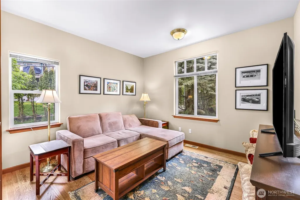 5043 Bradshaw Road Freeland WA 98249