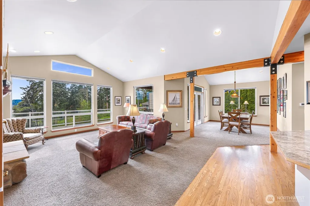 5043 Bradshaw Road Freeland WA 98249