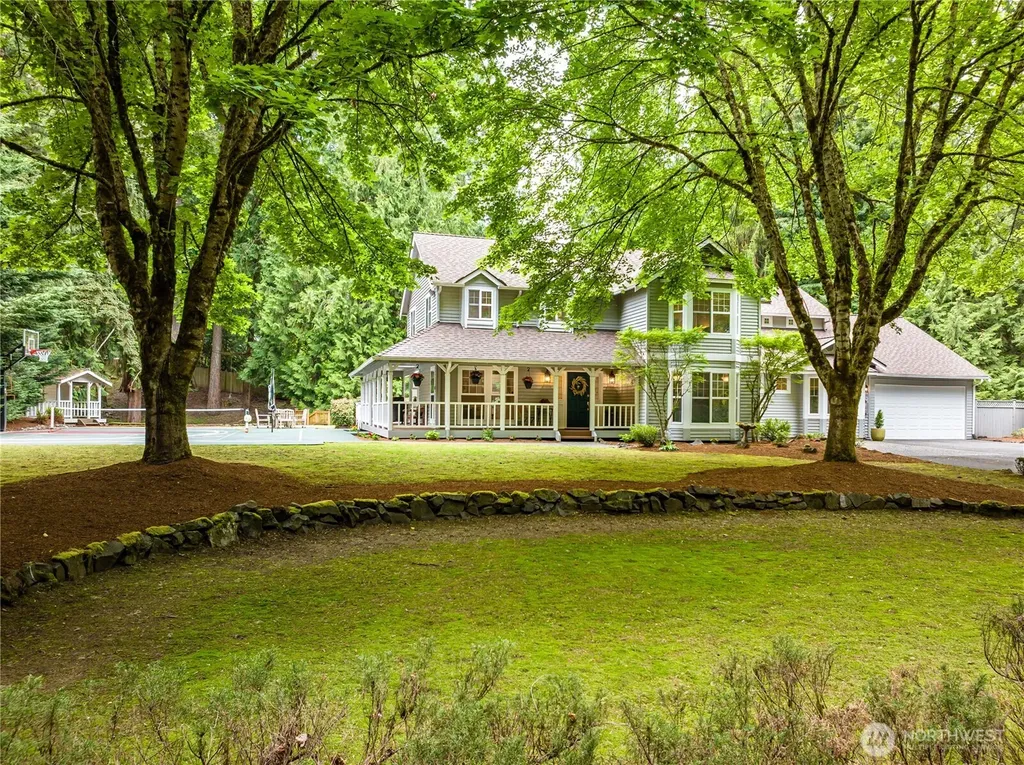 703 245th Place NE Sammamish WA 98074