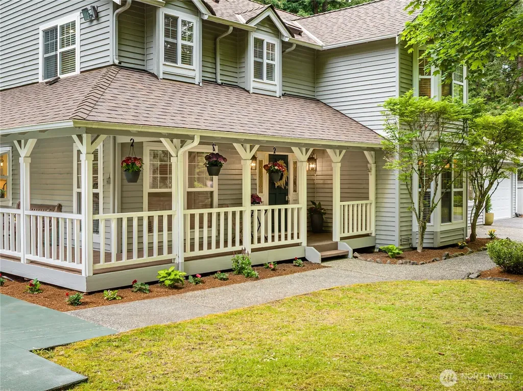 703 245th Place NE Sammamish WA 98074