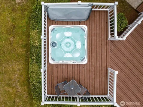 703 245th Place NE Sammamish WA 98074