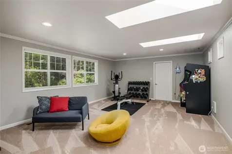 703 245th Place NE Sammamish WA 98074