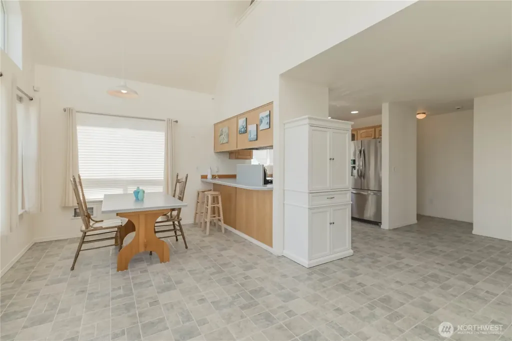 555 Ensign Avenue NW Ocean Shores WA 98569