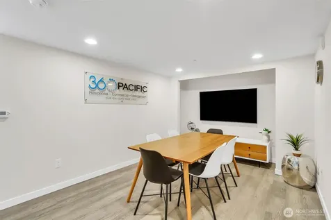 3334 NE 65th Street Seattle WA 98115