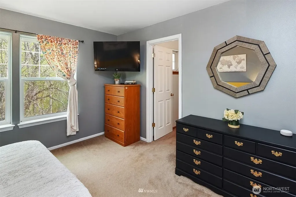 10603 NE Kingston Meadows Circle Kingston WA 98346