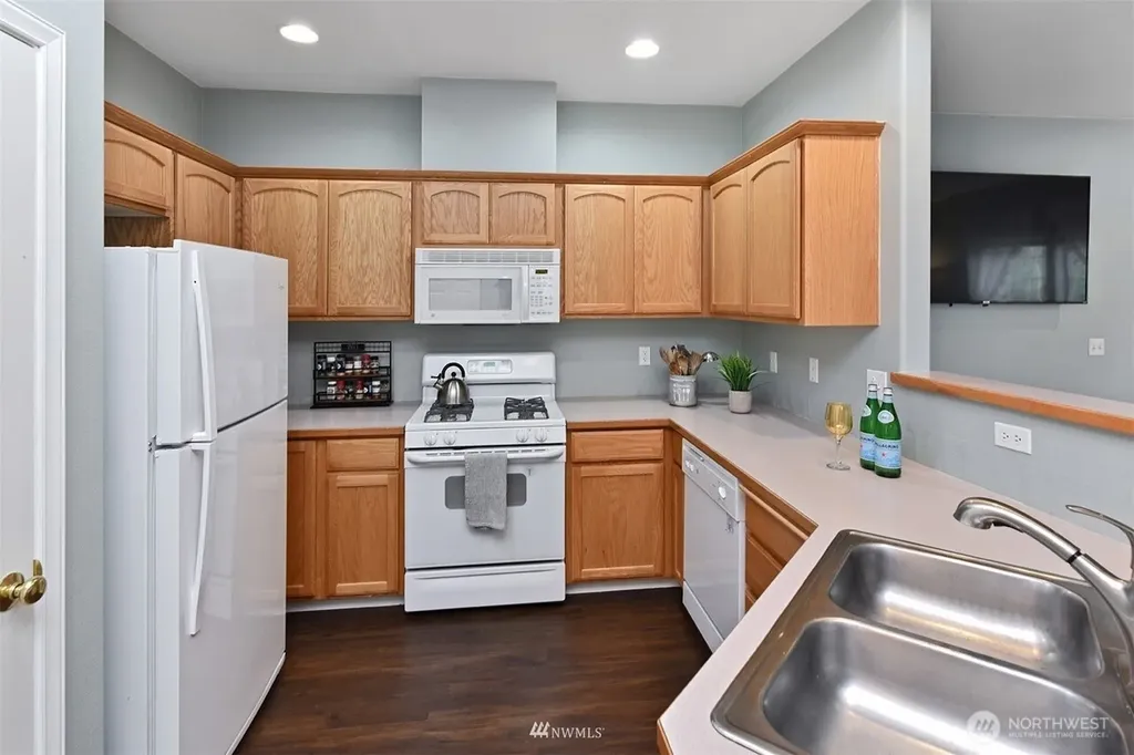 10603 NE Kingston Meadows Circle Kingston WA 98346