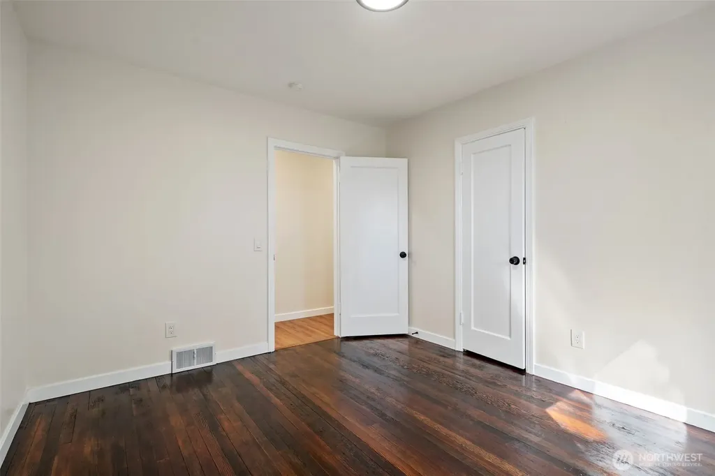 1362 Carr Boulevard Bremerton WA 98312