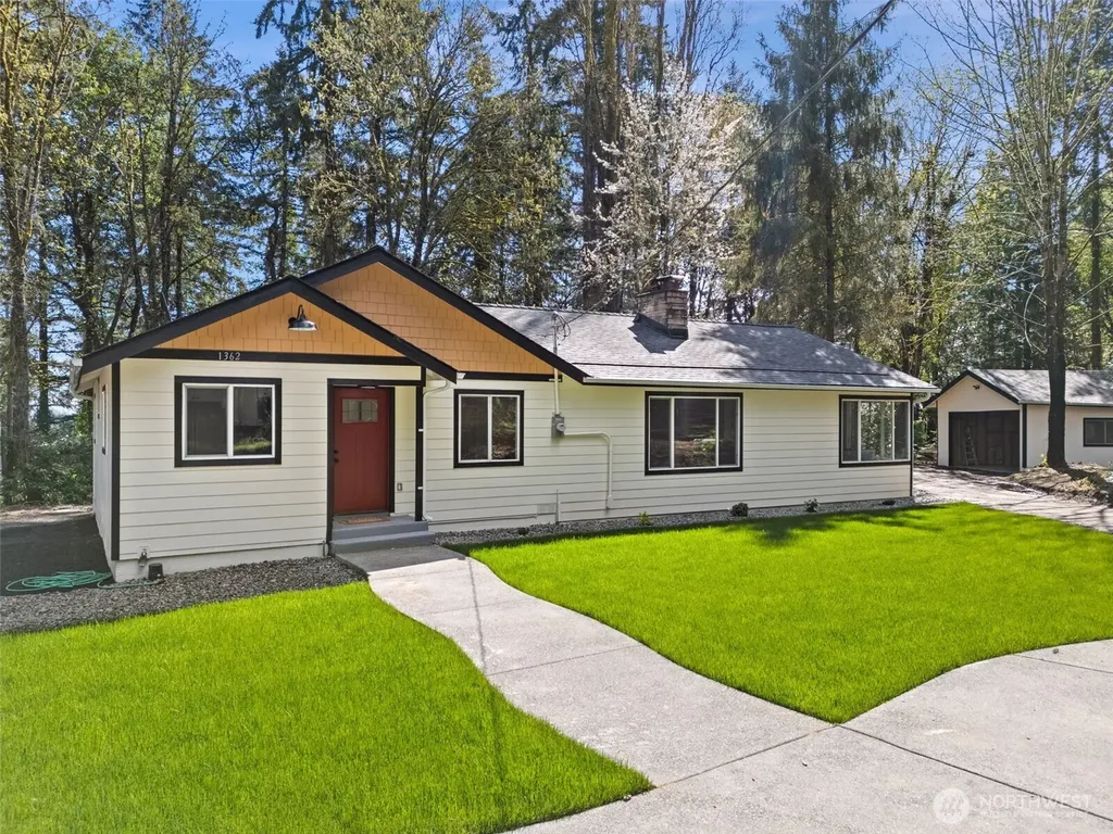 1362 Carr Boulevard Bremerton WA 98312