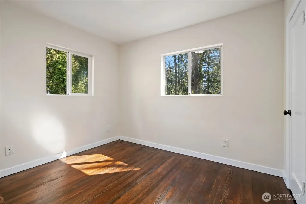 1362 Carr Boulevard Bremerton WA 98312