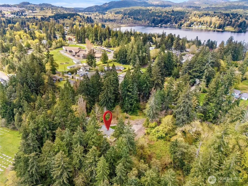 1362 Carr Boulevard Bremerton WA 98312