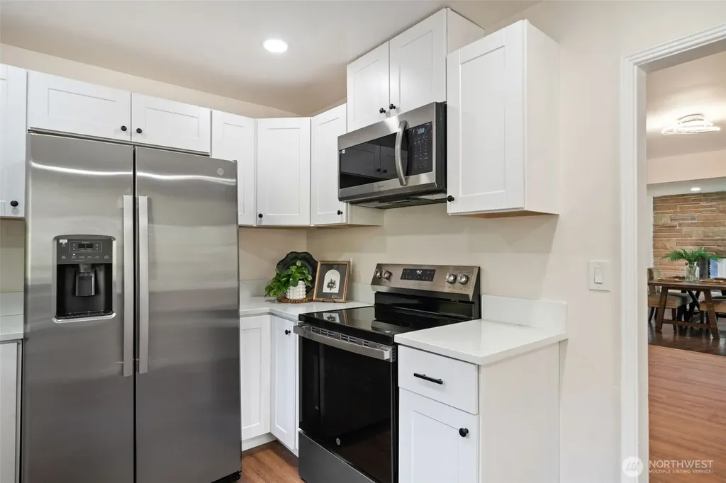 1362 Carr Boulevard Bremerton WA 98312