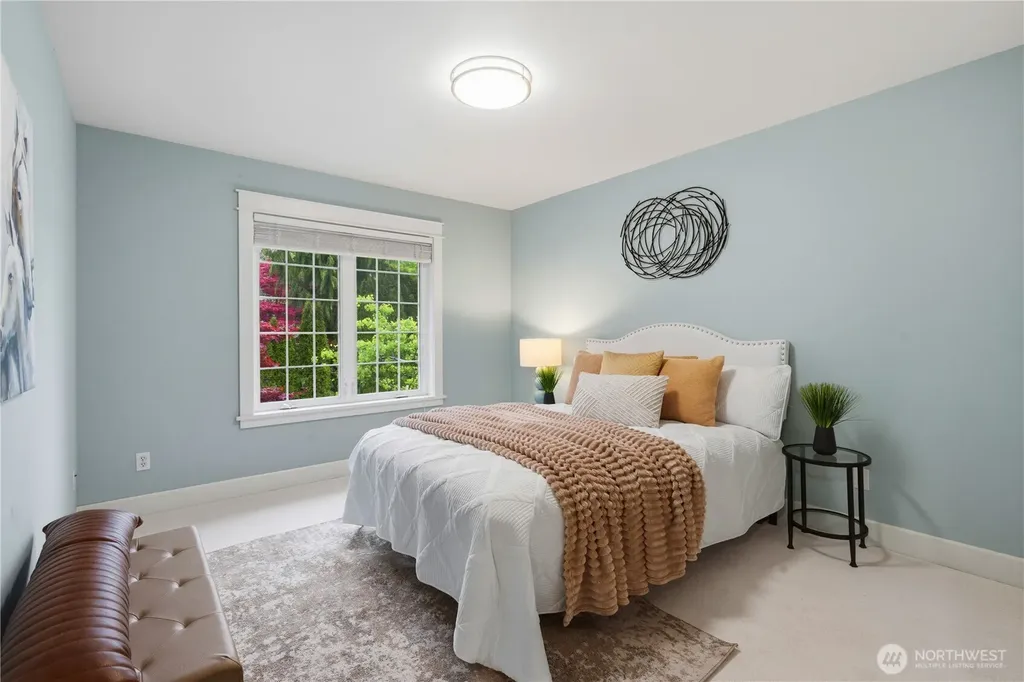 372 Wilderness Peak Drive NW Issaquah WA 98027
