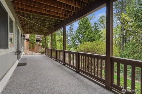 372 Wilderness Peak Drive NW Issaquah WA 98027