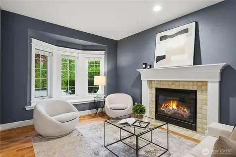 372 Wilderness Peak Drive NW Issaquah WA 98027