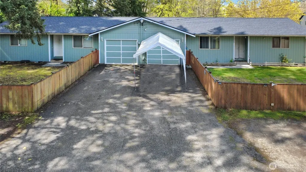 10002 Barnes Lane S Tacoma WA 98444
