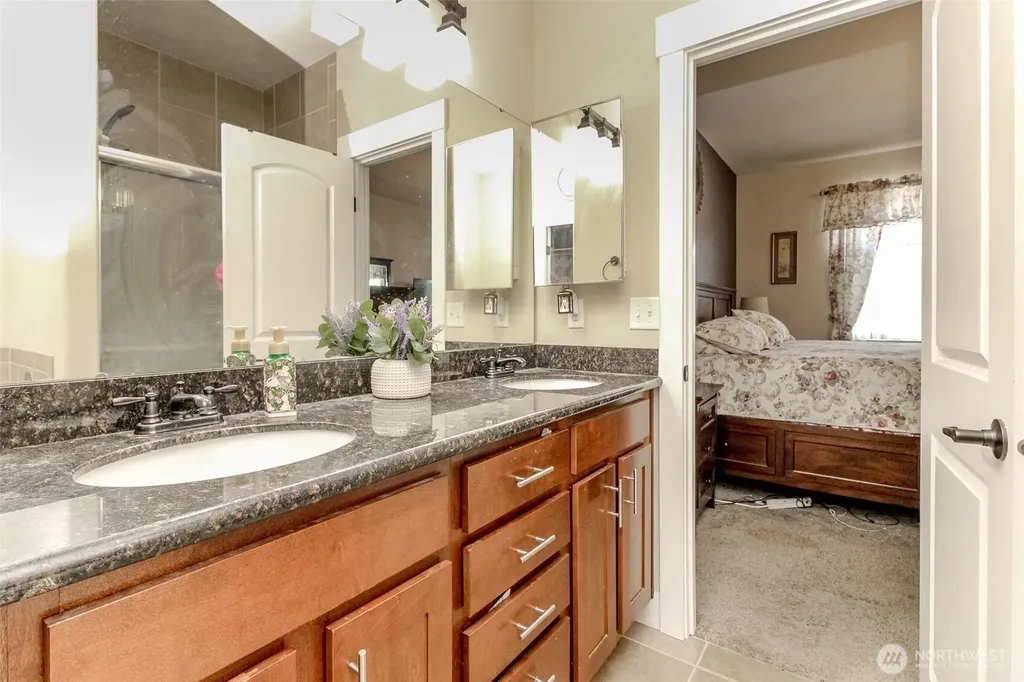5009 N 13th Street Tacoma WA 98406