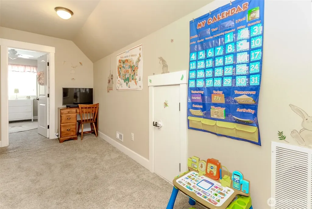 5009 N 13th Street Tacoma WA 98406