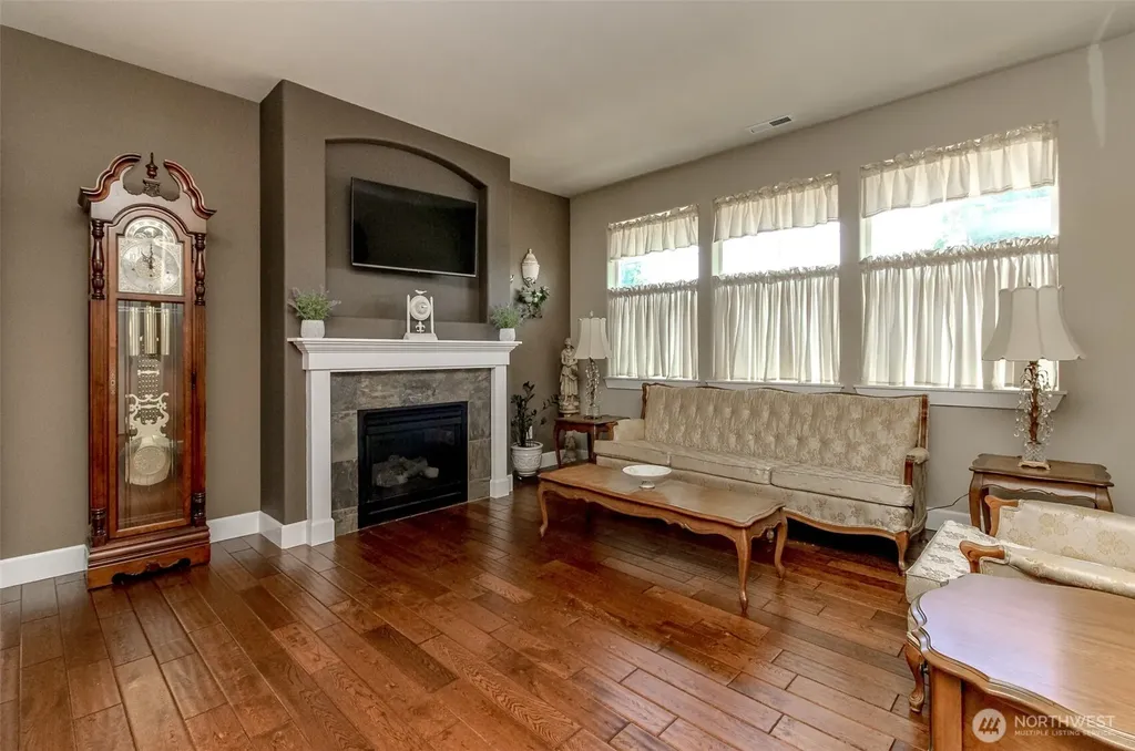 5009 N 13th Street Tacoma WA 98406