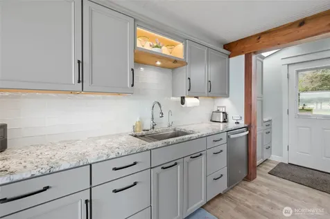 1818 E Lola Beach Lane Oak Harbor WA 98277