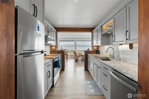 1818 E Lola Beach Lane Oak Harbor WA 98277