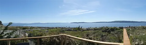 1818 E Lola Beach Lane Oak Harbor WA 98277