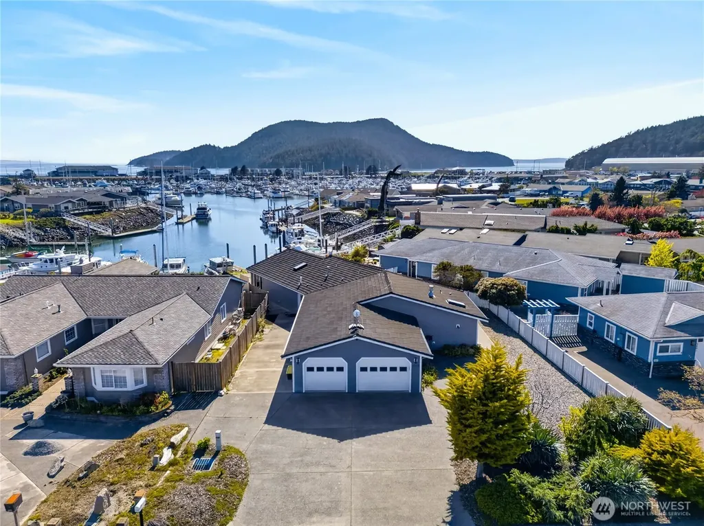 5309 Doon Way Anacortes WA 98221