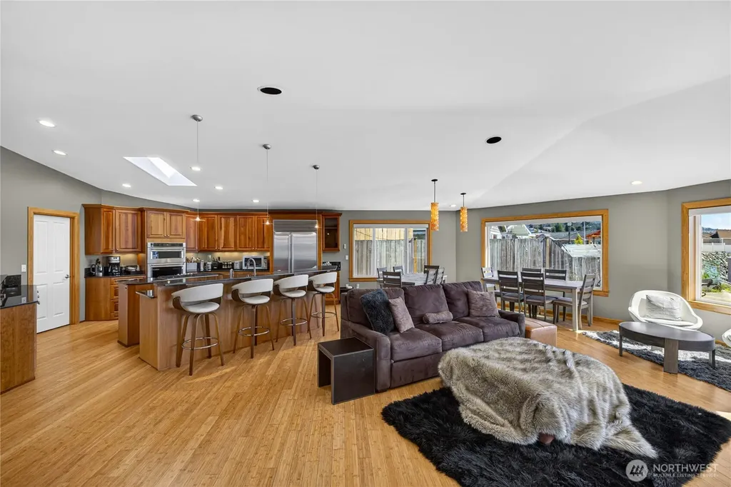 5309 Doon Way Anacortes WA 98221