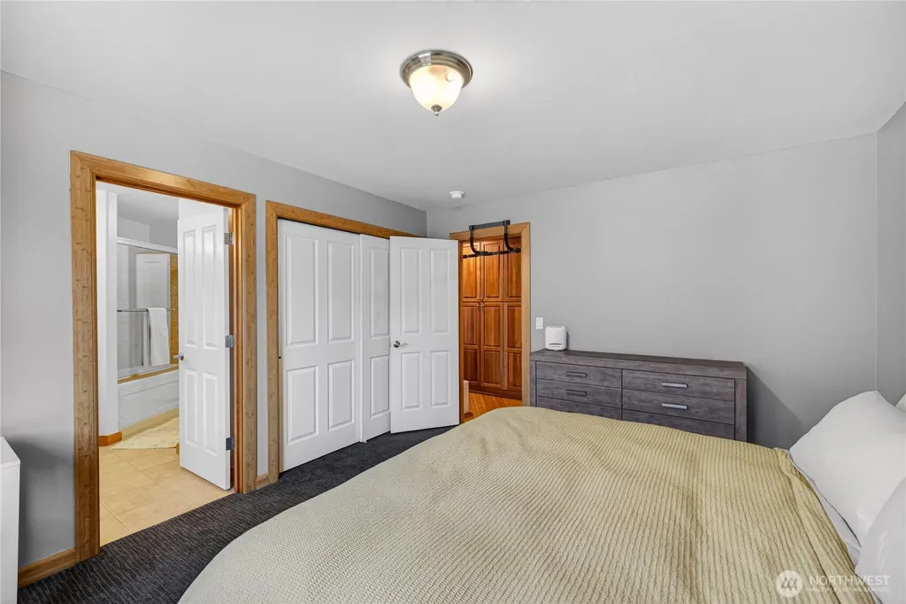 5309 Doon Way Anacortes WA 98221