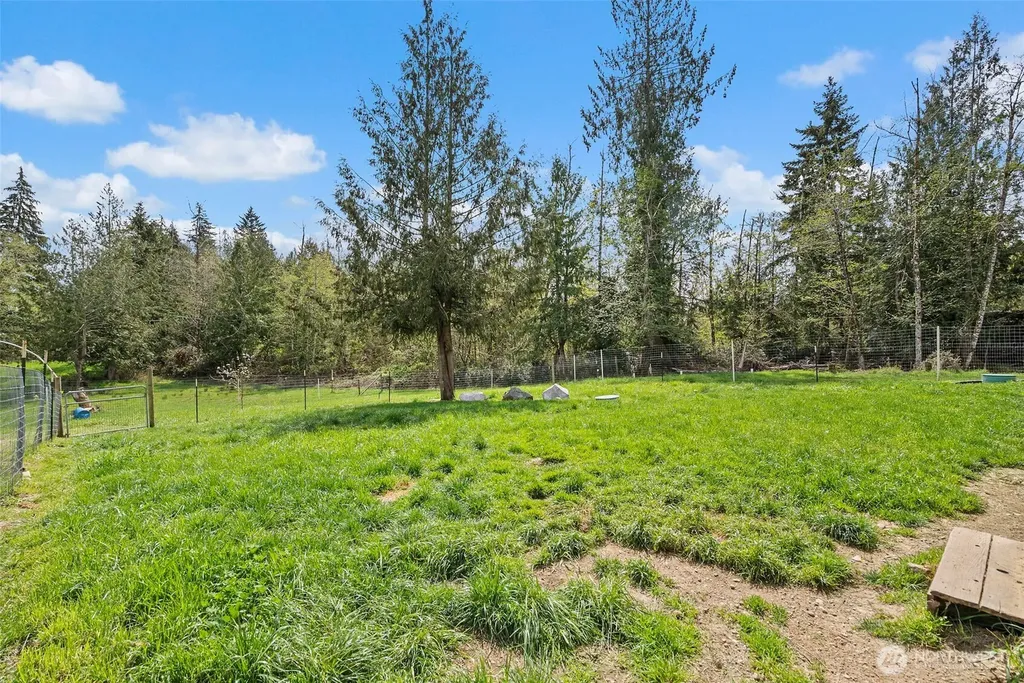 291 E Orchid Lane Grapeview WA 98546