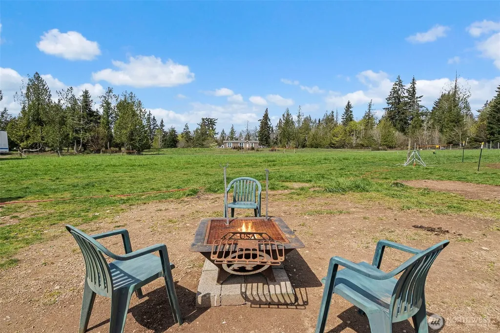 291 E Orchid Lane Grapeview WA 98546