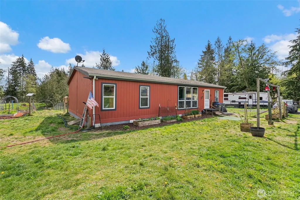 291 E Orchid Lane Grapeview WA 98546