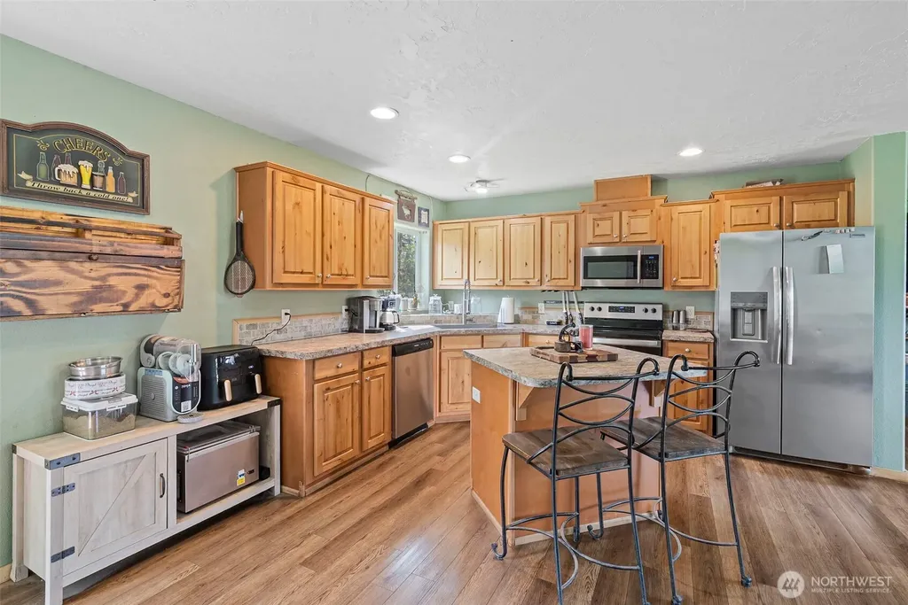 291 E Orchid Lane Grapeview WA 98546