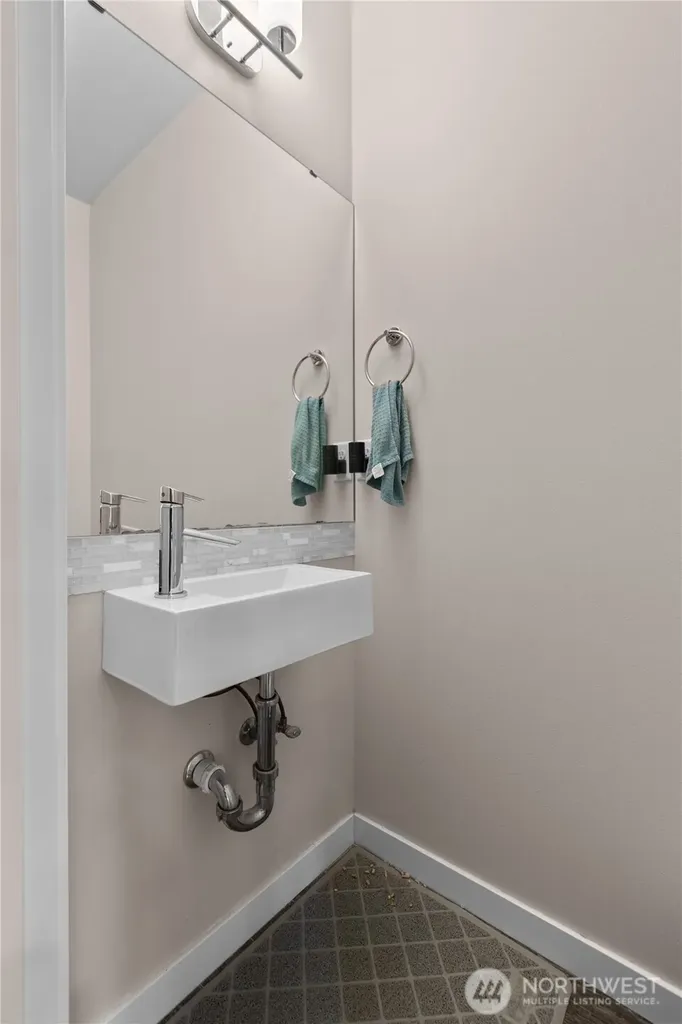 517 Spring Vista Place Bellingham WA 98226