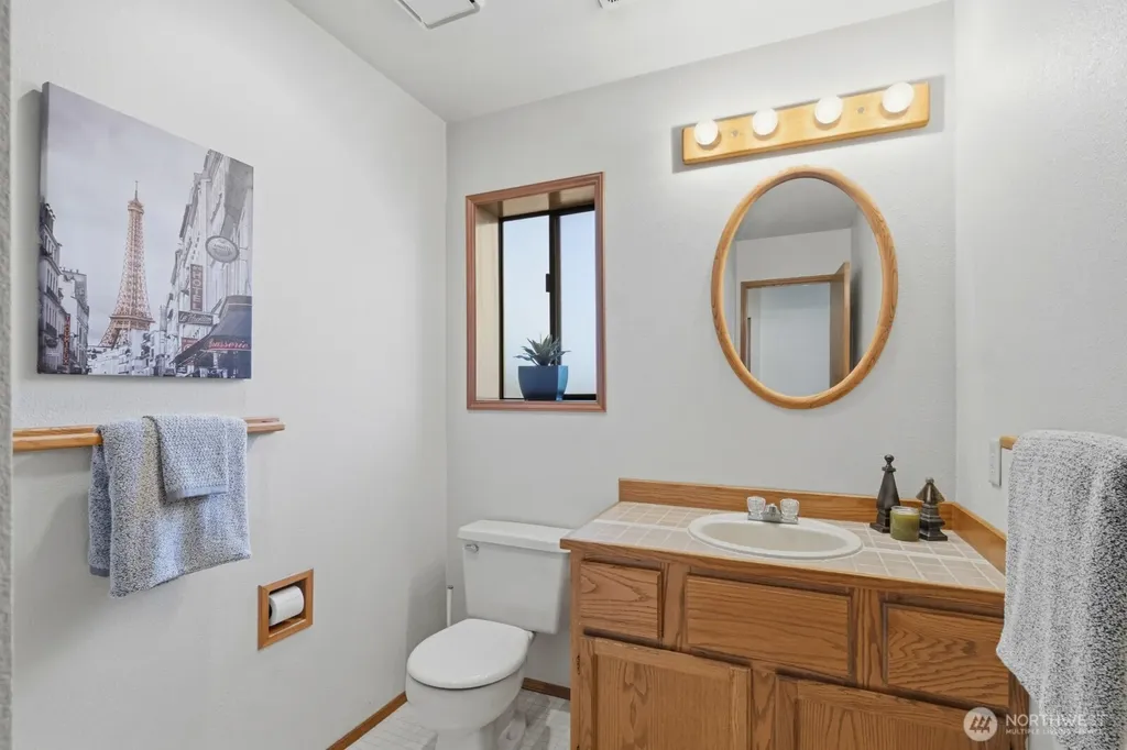 5005 NW Terrace View Drive Bremerton WA 98312