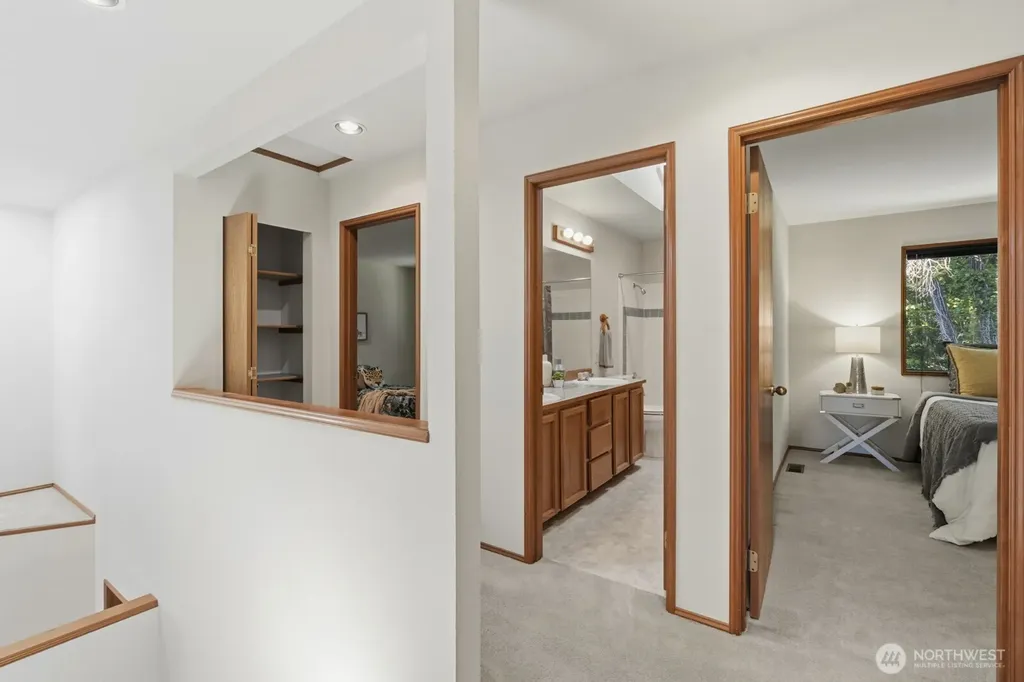 5005 NW Terrace View Drive Bremerton WA 98312